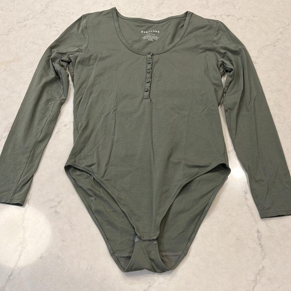 Everlane Olive Henley Long-Sleeve Bodysuit - Picture 2 of 6